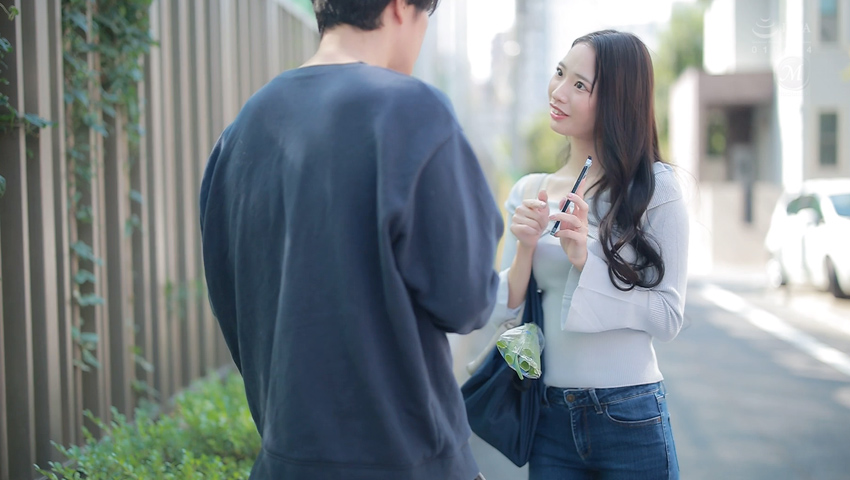 [AVレビュー] 月野江すい「昔俺の事が好きだった地味な同級生が、色気漂う美脚人妻に進化していたので、性欲が尽き果てるまで生ハメしまくった…。」をレビュー